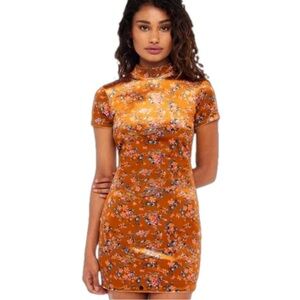 📌New Savage X Fenty Psychedelic Velvet Dress in Orange and Blue